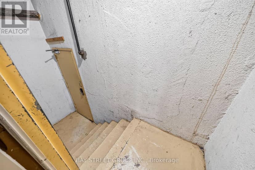 49 - 100 Burrows Hall Boulevard — photo 34 of 40