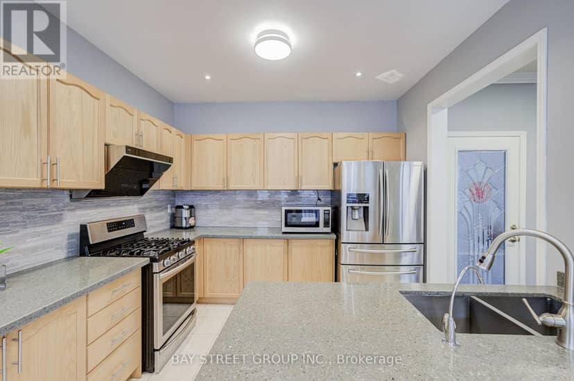 11 Farmington Road — photo 8 of 38