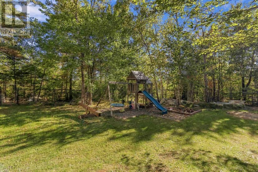 44 Brackstone Court — photo 37 of 40