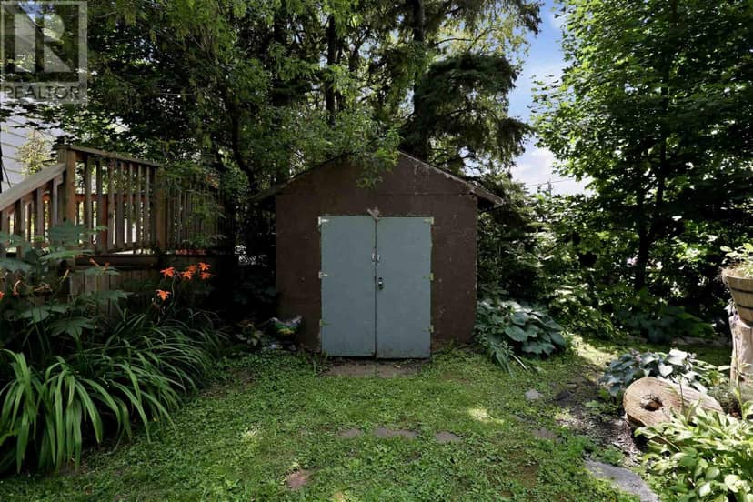 317 Wilson ST — photo 35 of 38