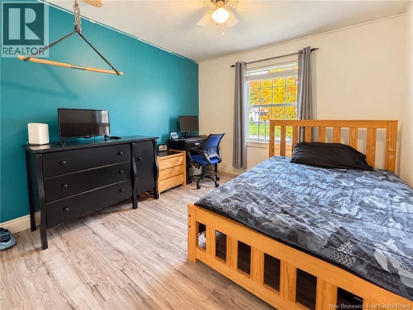 3 Amanda Street — photo 17 of 40