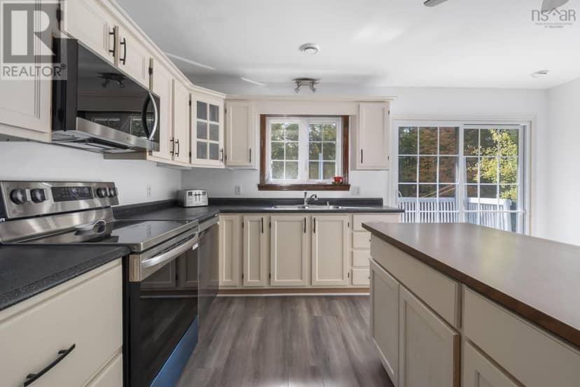 696 Summit Ridge Road Road — photo 10 of 40