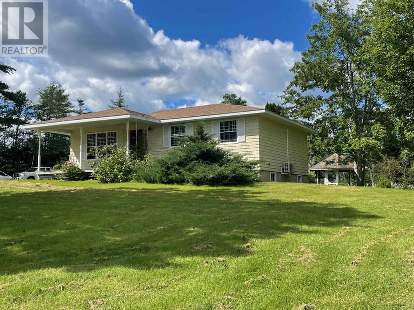 482 Intervale Road — photo 9 of 40