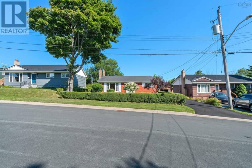 24 Estate Drive — photo 19 of 40