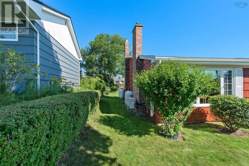 24 Estate Drive, Cole Harbour, photo 2