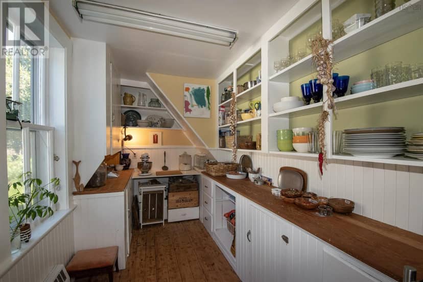 181 PORT LATOUR Road — photo 13 of 40