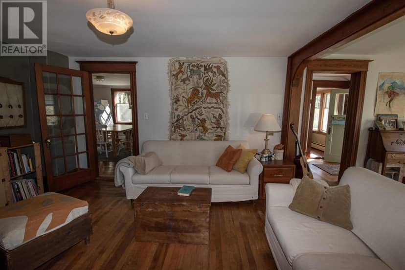 181 PORT LATOUR Road — photo 9 of 40