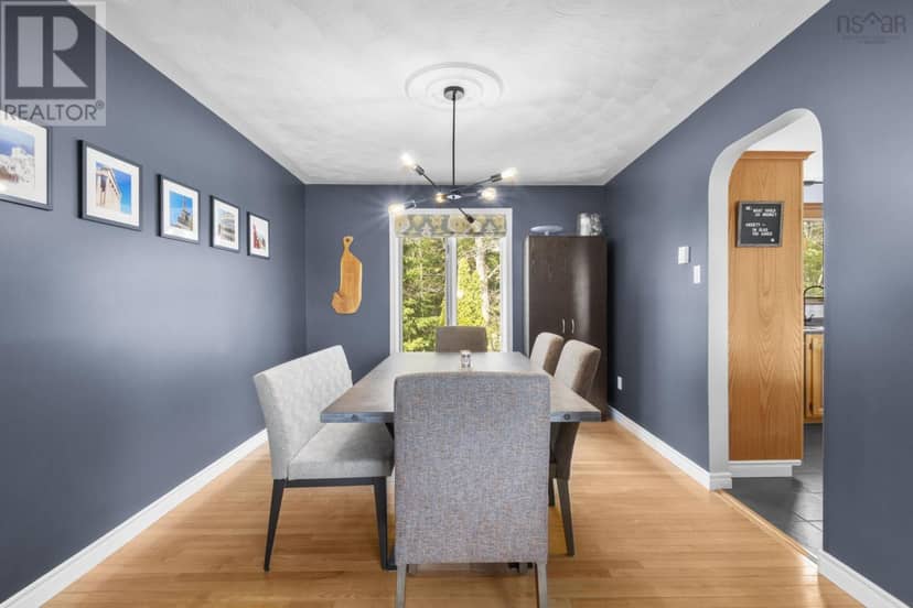 2 Woods Court — photo 14 of 40