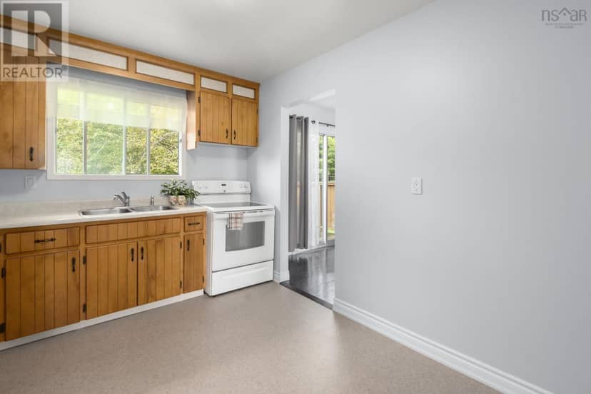 179 Sampson Drive — photo 12 of 40