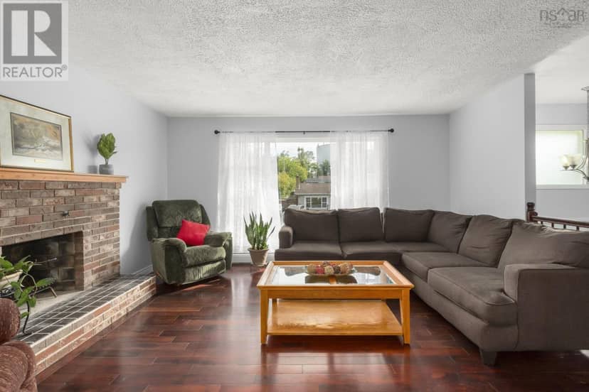 179 Sampson Drive — photo 5 of 40