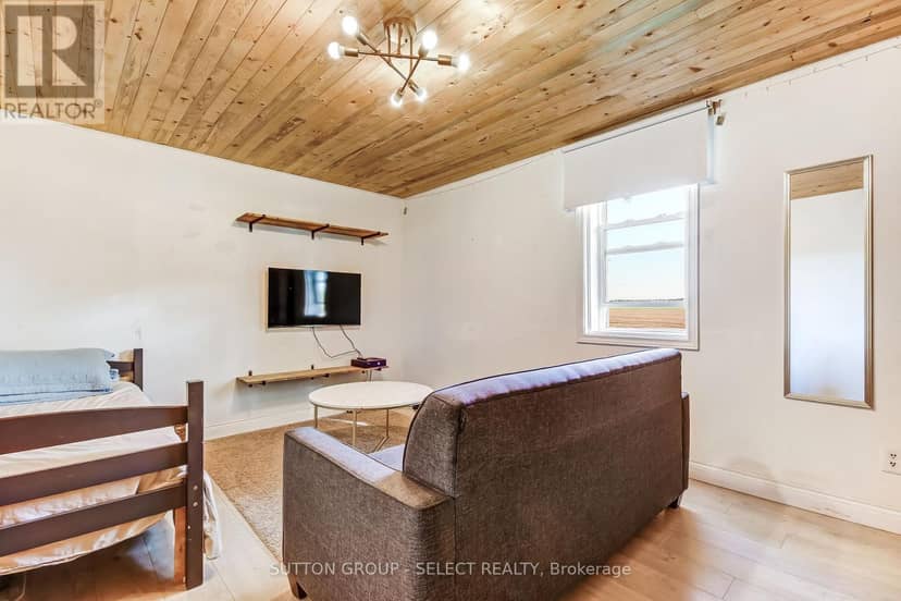 18038 Thorndale Road — photo 21 of 38