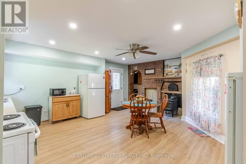 555 Sugarbush Way — photo 12 of 40
