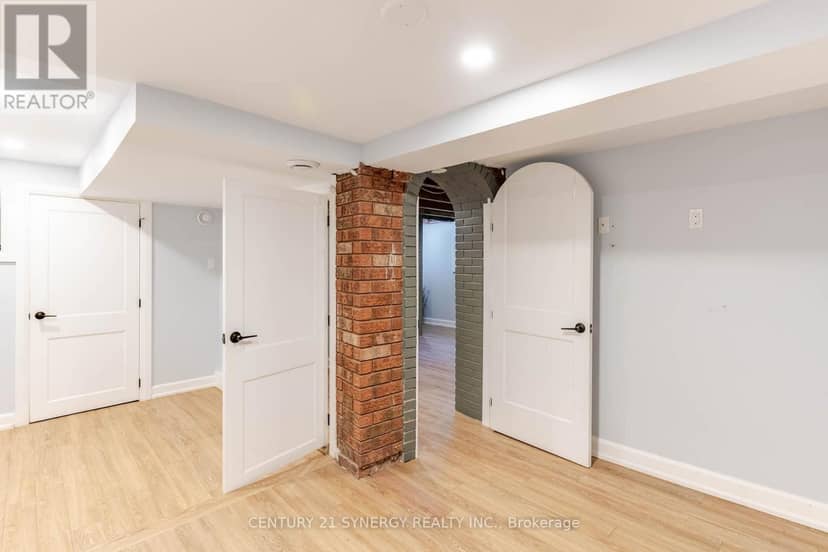 555 Sugarbush Way — photo 32 of 40