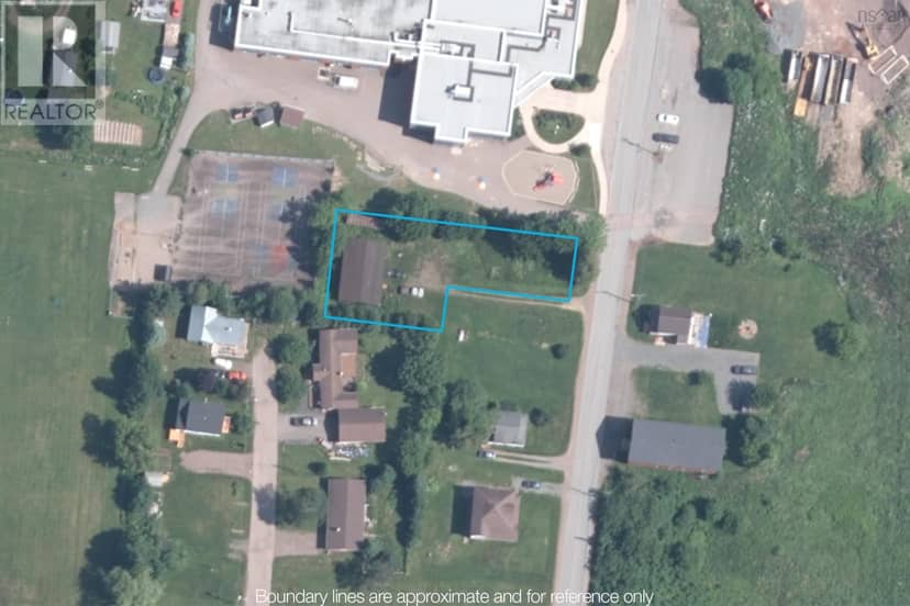 2833 Barronsfield Road, River Hebert
