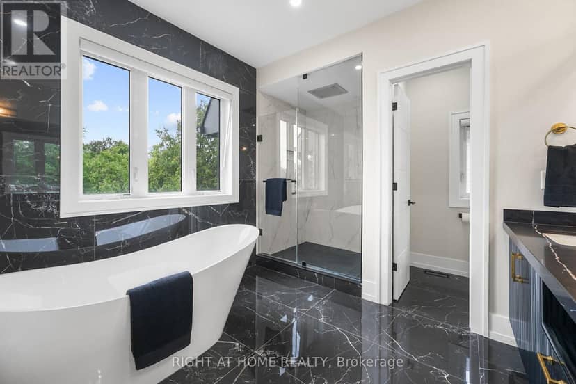 262 Senlac Road — photo 11 of 20