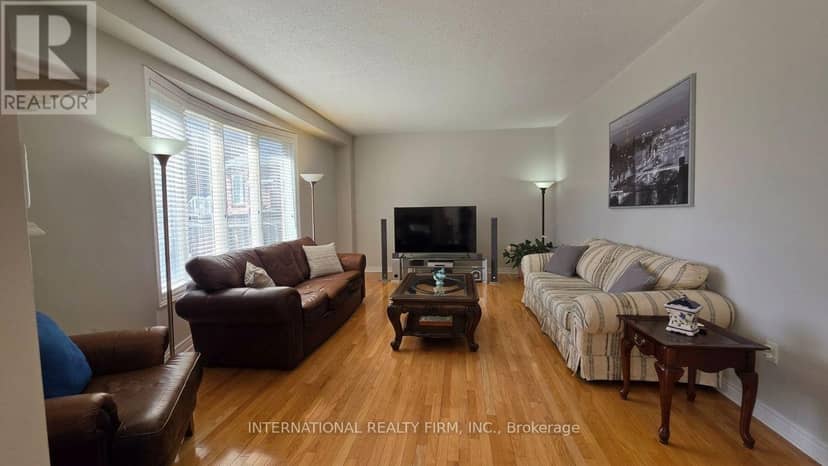 30 O'Hara Crescent — photo 11 of 31