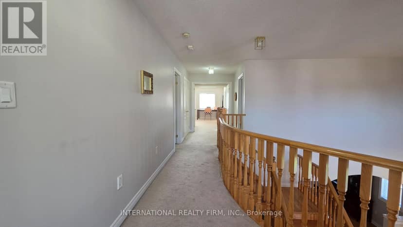 30 O'Hara Crescent — photo 15 of 31