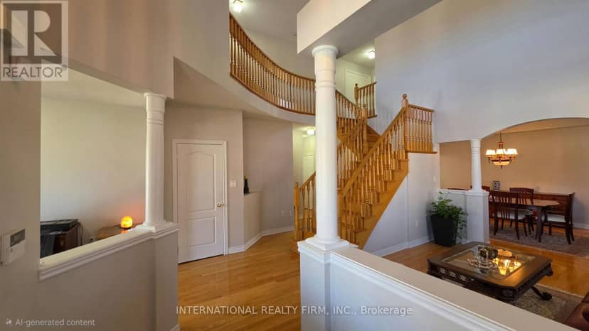 30 O'Hara Crescent, Richmond Hill, photo 2