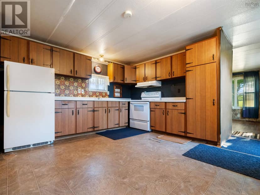 4237 River John Road — photo 4 of 40