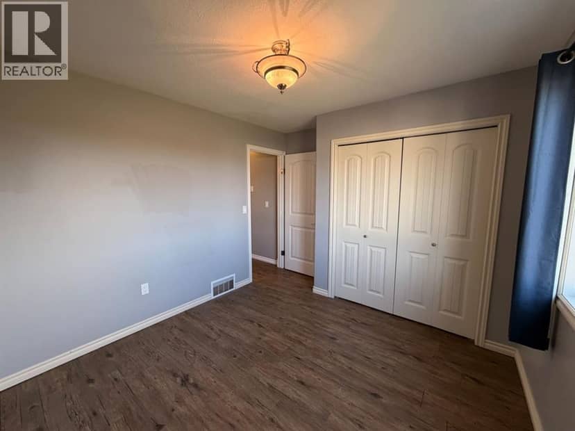 10115 93 Street — photo 19 of 40
