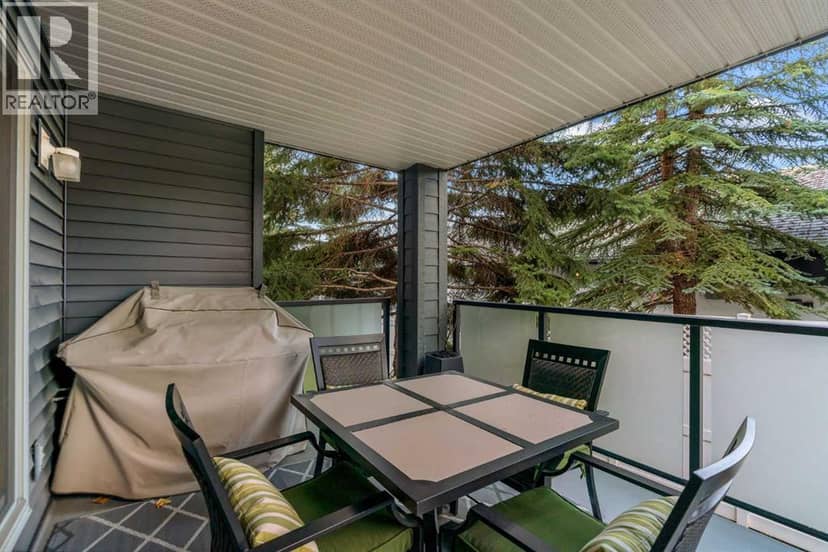 215, 10 Sierra Morena Mews SW — photo 23 of 40