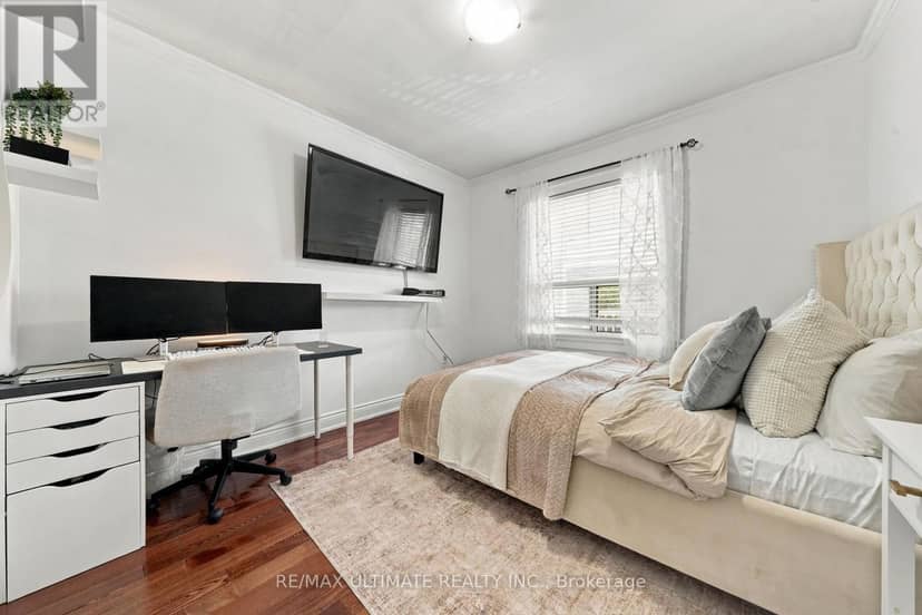 372 Blackthorn Avenue — photo 12 of 27
