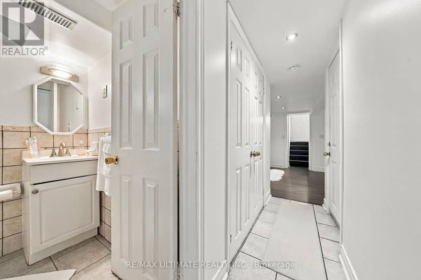 372 Blackthorn Avenue — photo 20 of 27