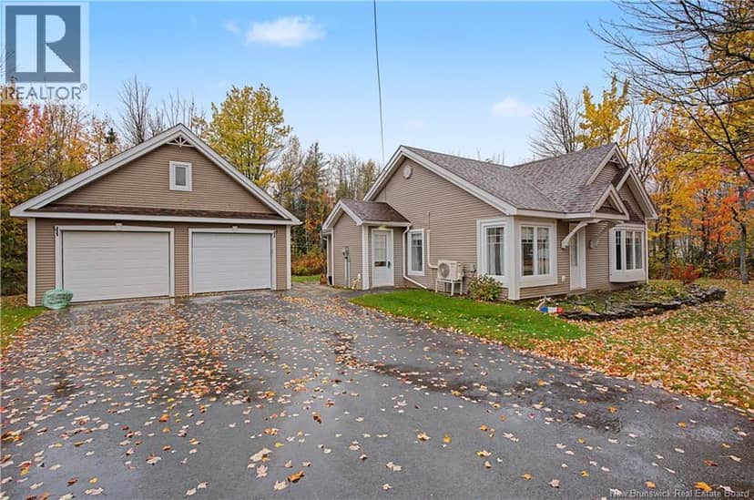 13 Rue Des Plaines Street, Rogersville