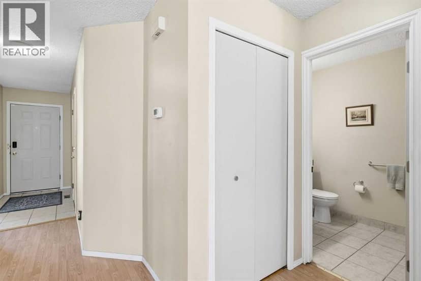 110 Somervale Point SW, Calgary, photo 6
