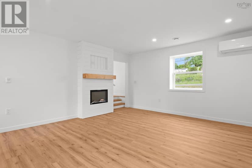1376 Ridge Road — photo 10 of 29