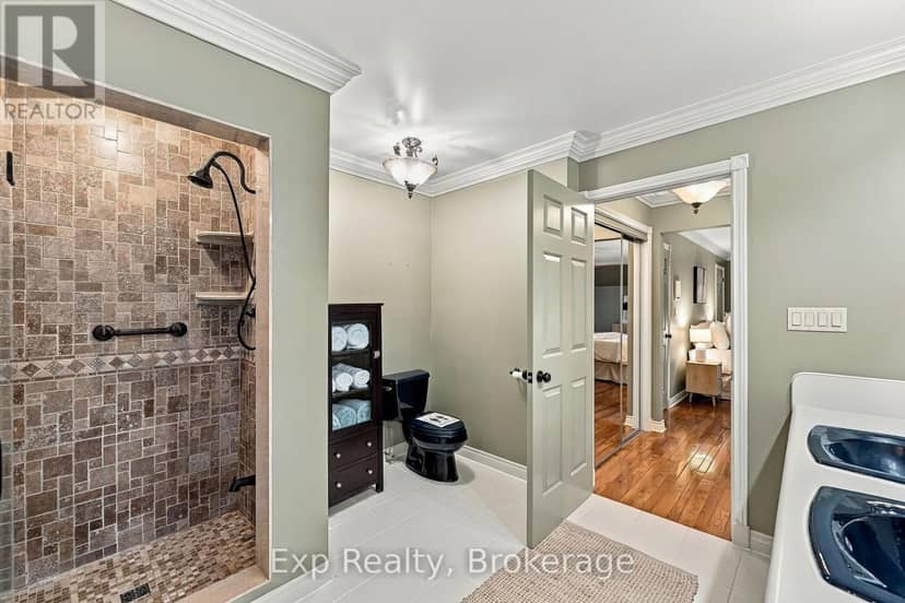 17 Forest Hill Drive — photo 31 of 40