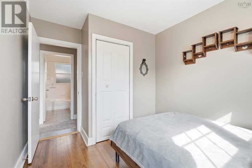 42 Birch Street — photo 20 of 40