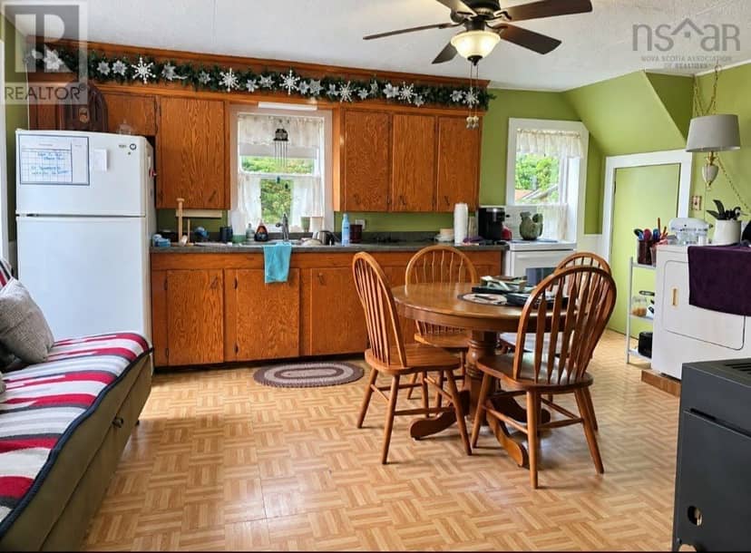 921 Upper River John Road — photo 10 of 24