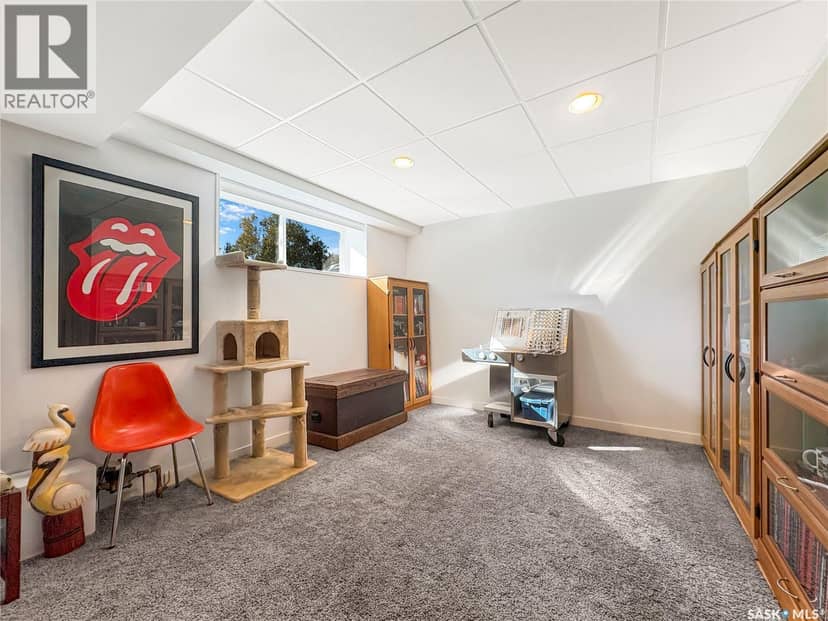 313 Birch CRESCENT — photo 16 of 24