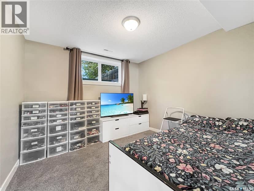 313 Birch CRESCENT — photo 18 of 24