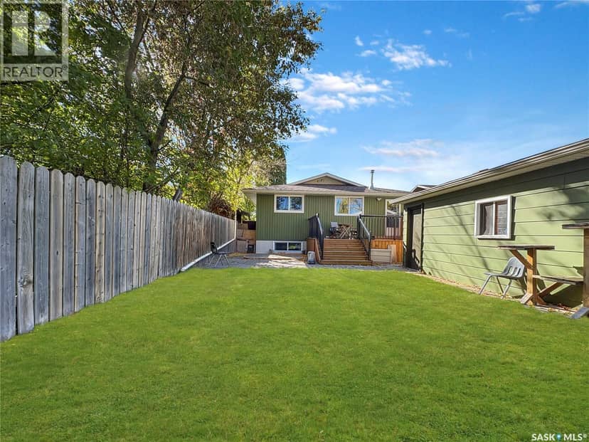 313 Birch CRESCENT — photo 24 of 24