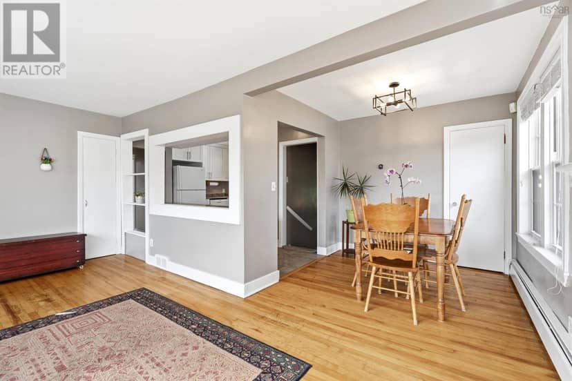 42 Birch Street — photo 8 of 40