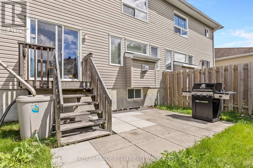 92 Wolff Crescent — photo 28 of 37