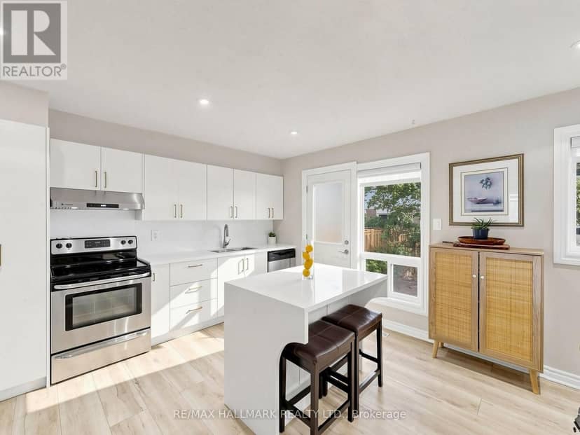 282 Royal Orchard Boulevard — photo 10 of 40