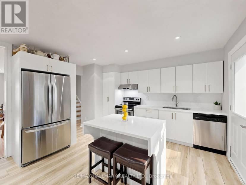 282 Royal Orchard Boulevard — photo 11 of 40