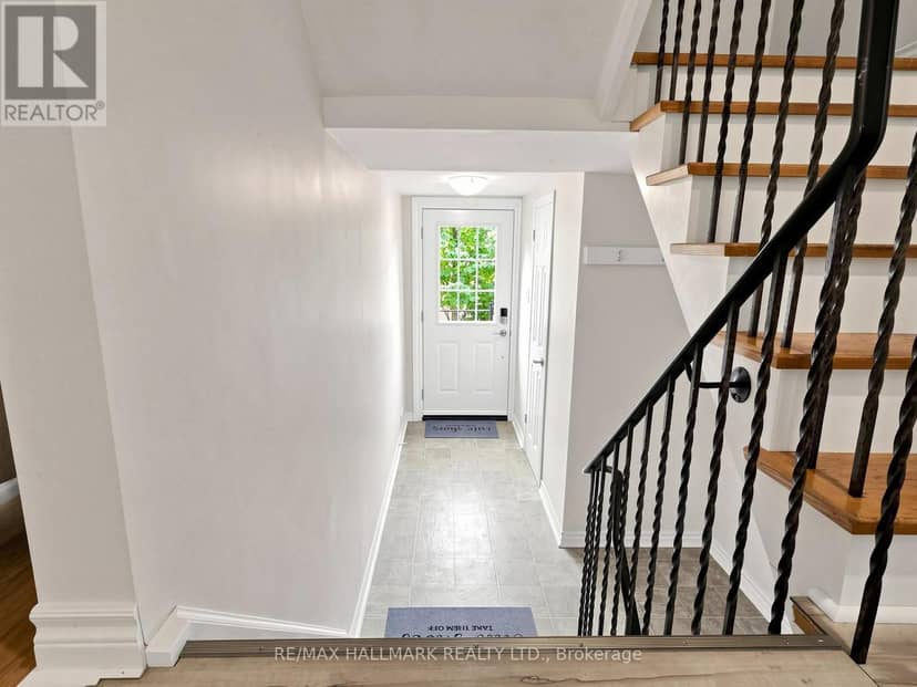 282 Royal Orchard Boulevard — photo 18 of 40