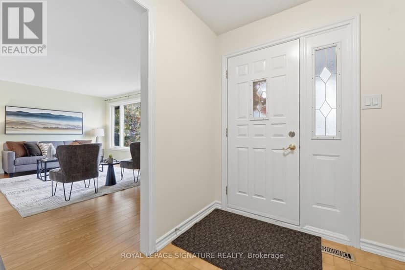 50 Killamarsh Drive, Toronto, photo 3