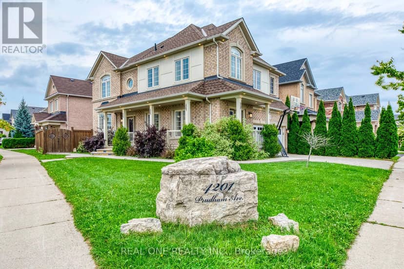 4201 Prudham Avenue, Burlington, photo 3