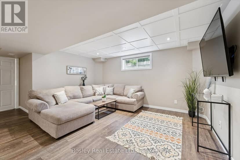 8 Walker Way — photo 25 of 40