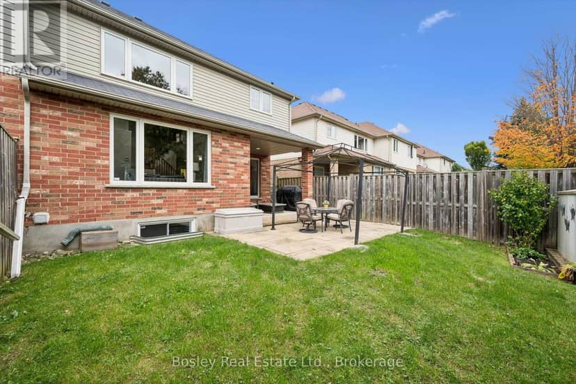 8 Walker Way — photo 32 of 40