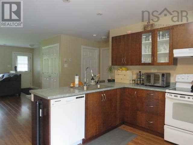 440 Woodville Road — photo 16 of 38