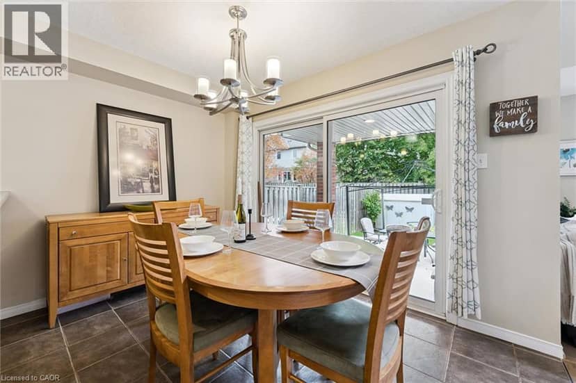 8 WALKER Way — photo 15 of 40