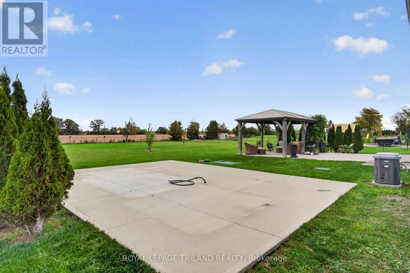 8578 Vance Drive, Lambton Shores, photo 3