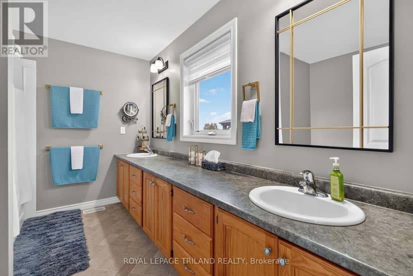 8578 Vance Drive — photo 34 of 40