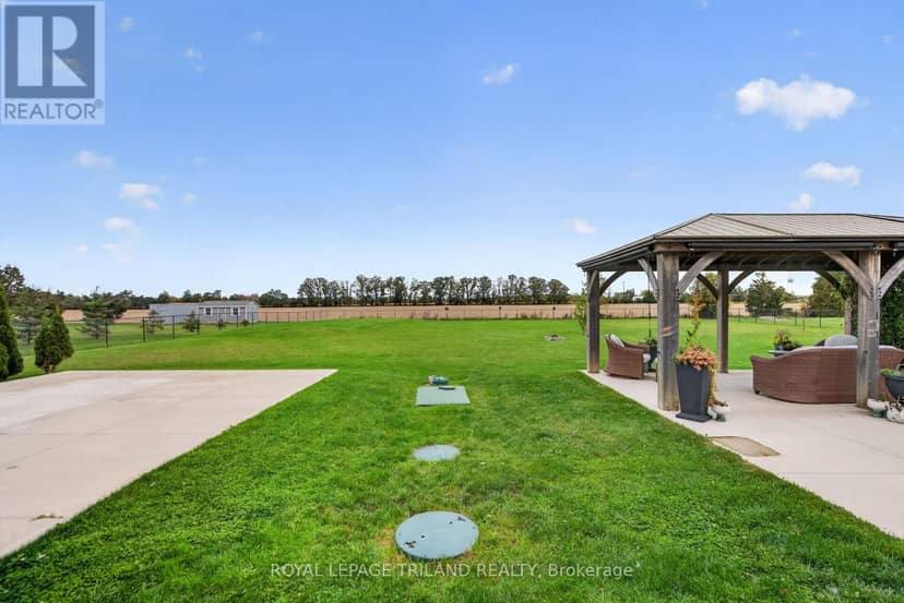 8578 Vance Drive, Lambton Shores, photo 7